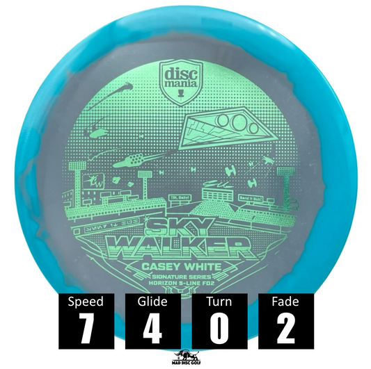 Disco de disc golf Discmania Sky Walker Casey White de plástico S line, con números de vuelo, velocidad 7, planeo 4, giro 0 y desvanecimiento 2.